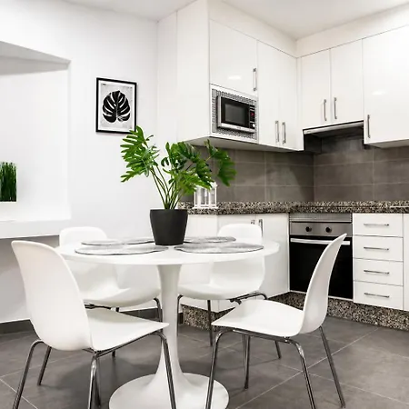 Apartamento Americas Park - Modern In Parque Santiago Ii Near And Pool Playa de las Americas (Tenerife)